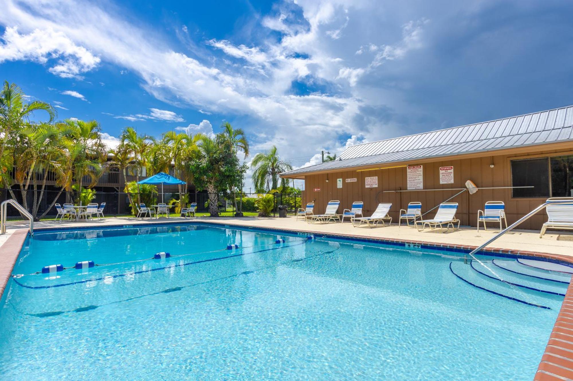 קלוויסטון Bass & Sun Condominium 2/2 Bedroom מראה חיצוני תמונה