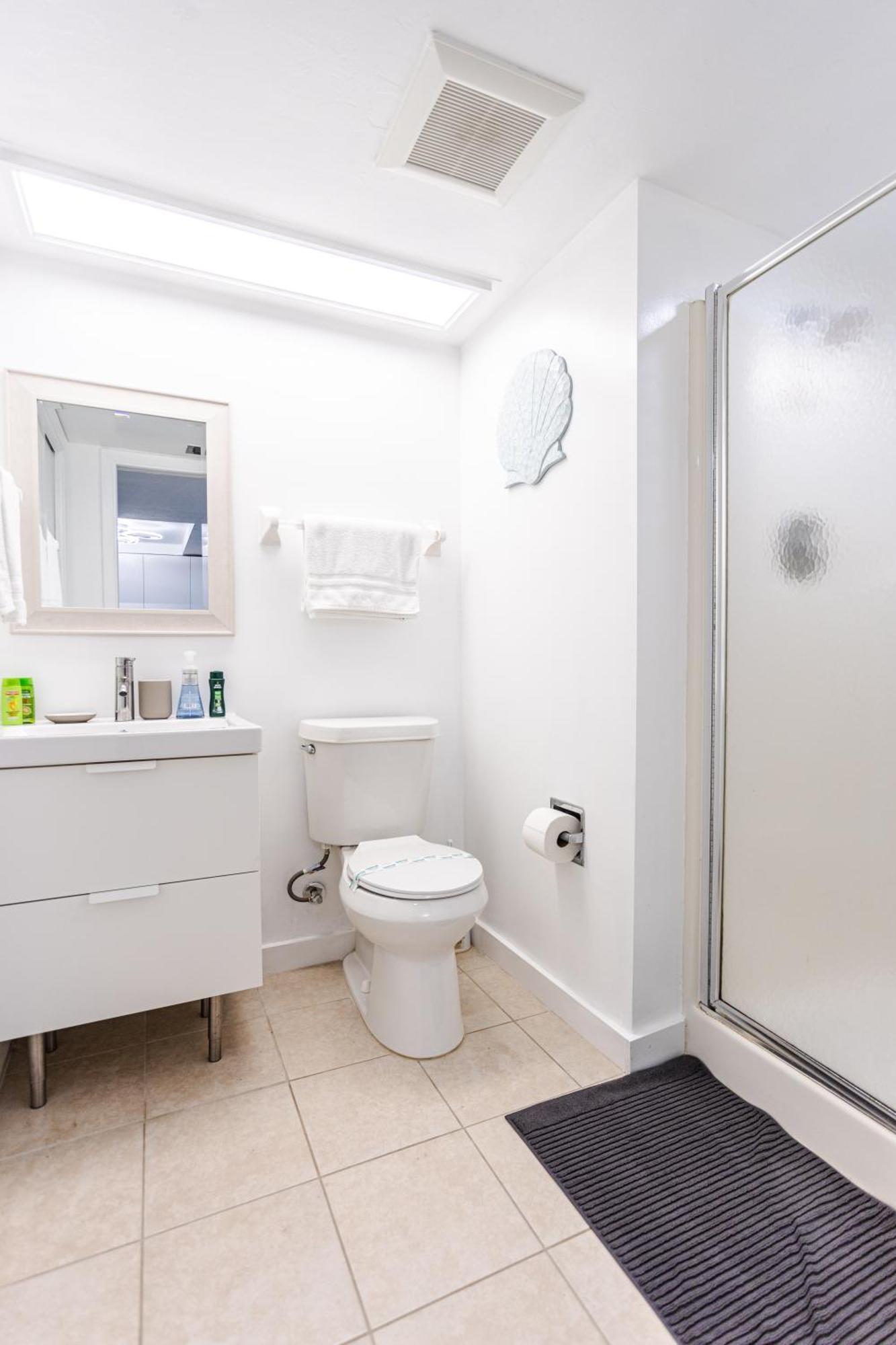 קלוויסטון Bass & Sun Condominium 2/2 Bedroom חדר תמונה